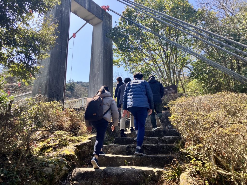ランチ後の散歩｜Q-Nature ABURAYAMAFUKUOKA（油山福岡）でのワーケーション体験